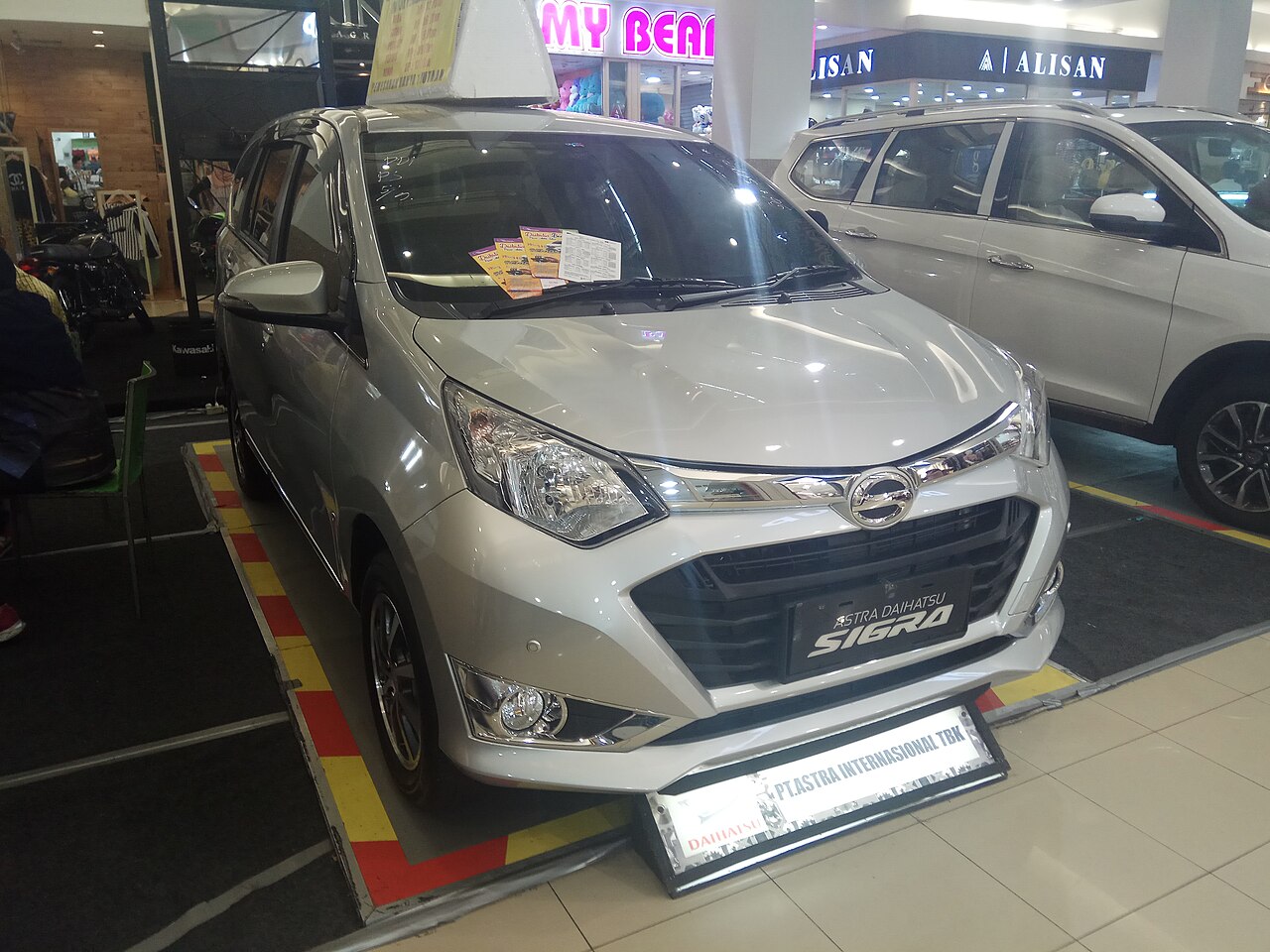 Daihatsu Sigra 2020 R 2